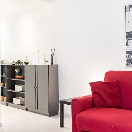 Chic & Modern 1 Bed Sleeps 4, Vatican Rom